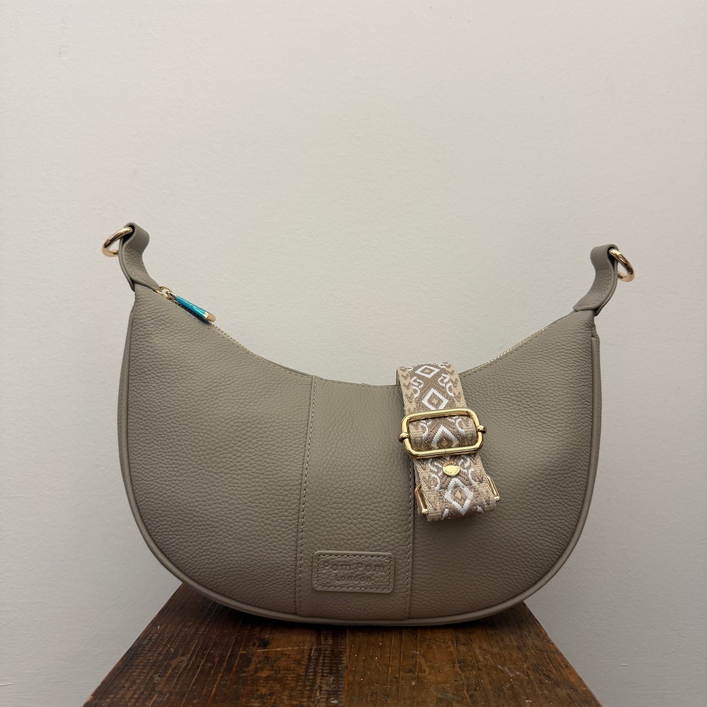 SECONDS Sutton Sling Stone Bundle