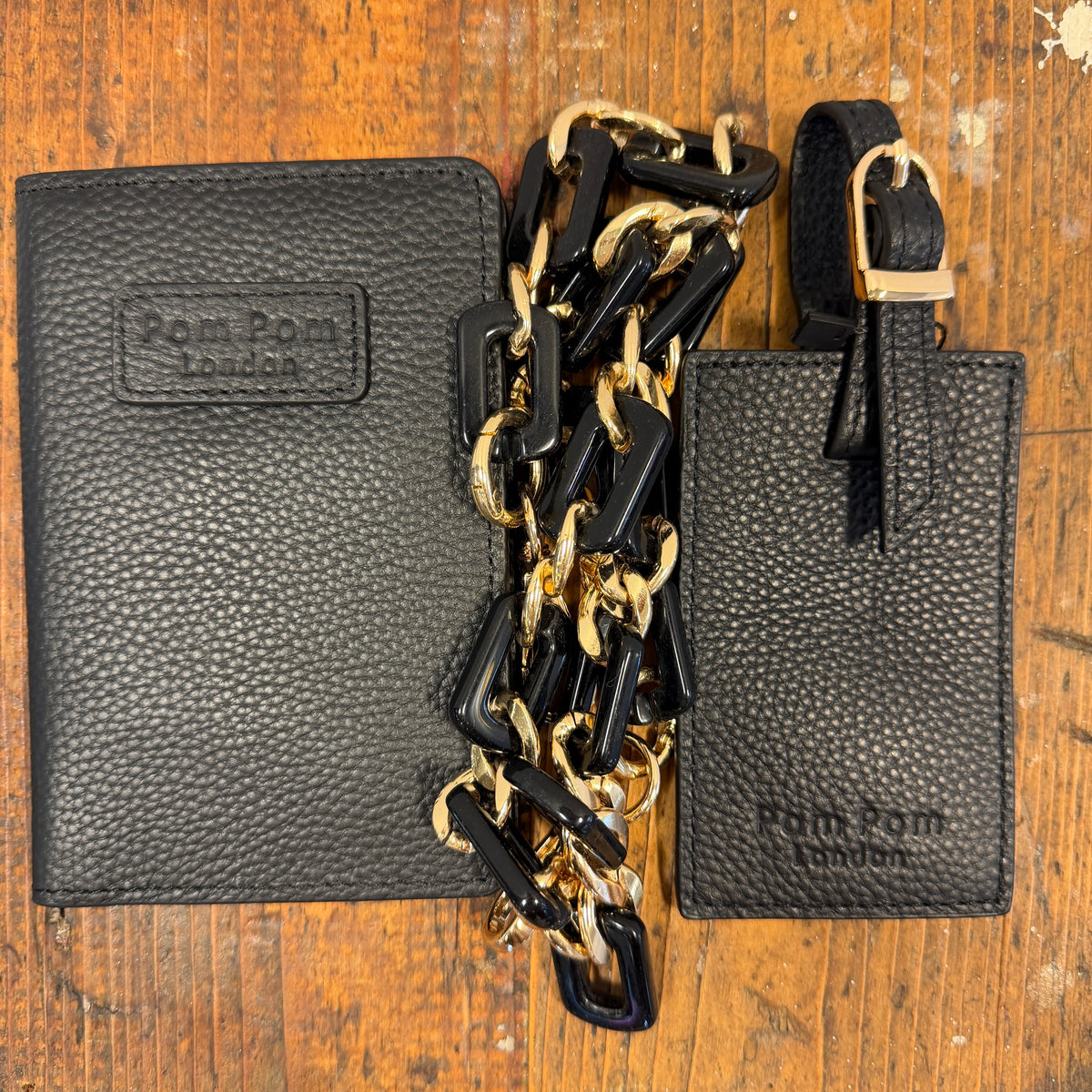 END OF LINE Black Passport, Luggage Tag & Gold Chain Bundle