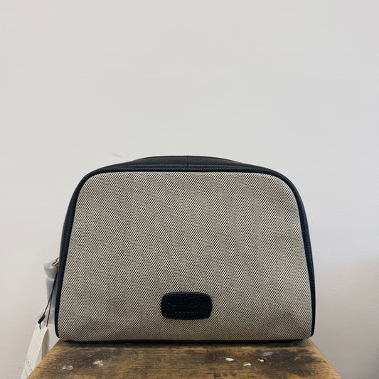 SECONDS Willesden Wash Bag Black